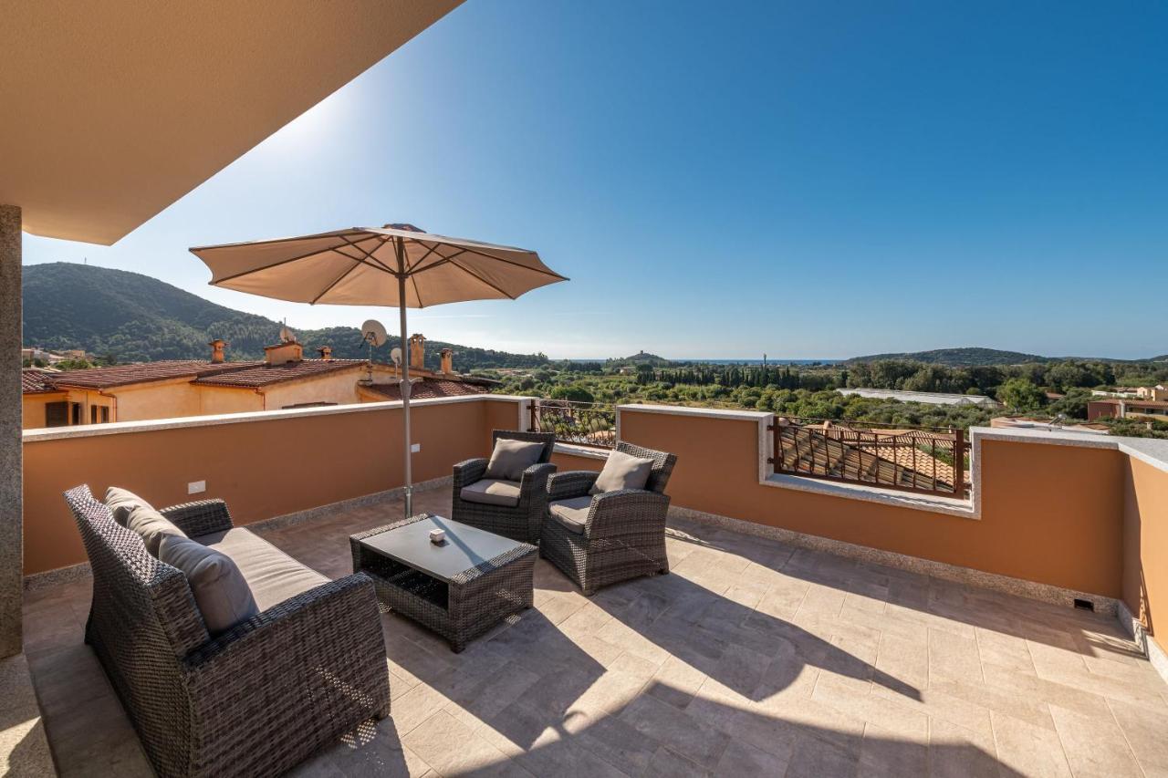Villa Sa Rocca Junior & Suite Chia Exterior foto